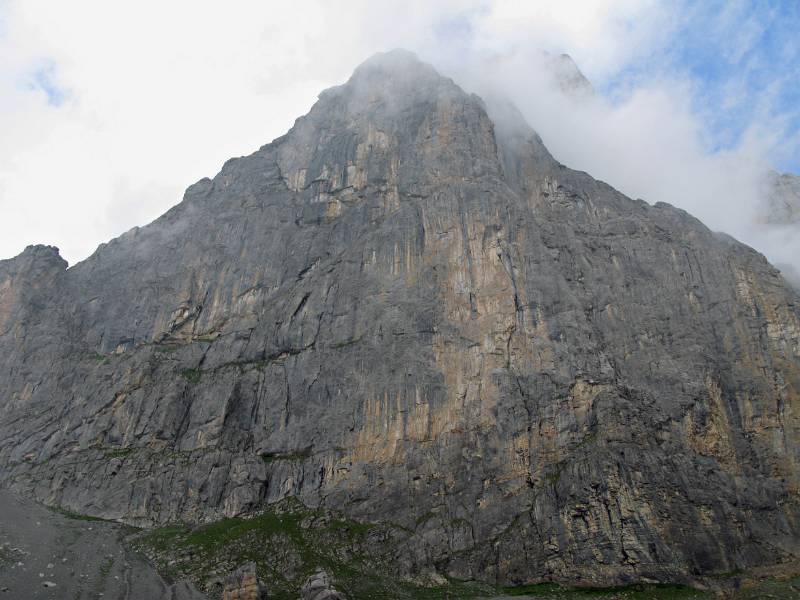SO Wand von Schlossberg. Sicherlich gibt es mehrere Kletterrouten