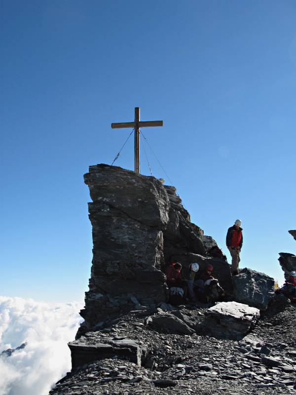 Das Gipfelkreuz von Gr. Spannort. Es war ziemlich starker Wind oben,