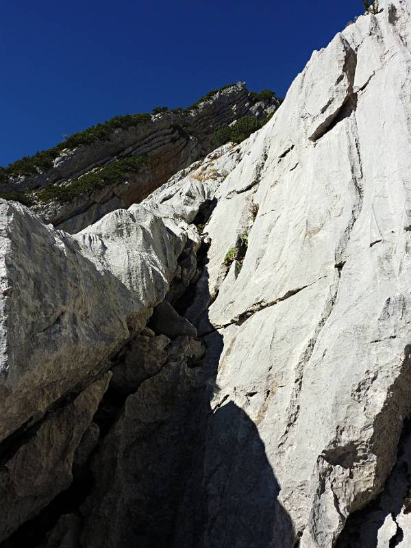 Start der Kletterroute auf ersten Platte