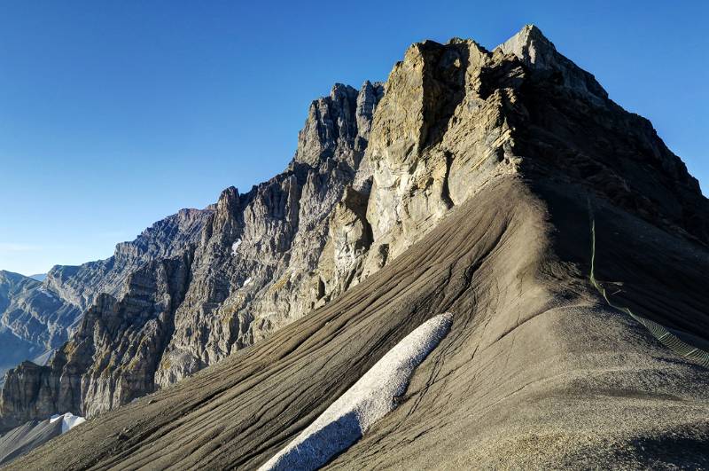 Blick nach Süden: die Ausläufe des N-Grats von L'Eglise