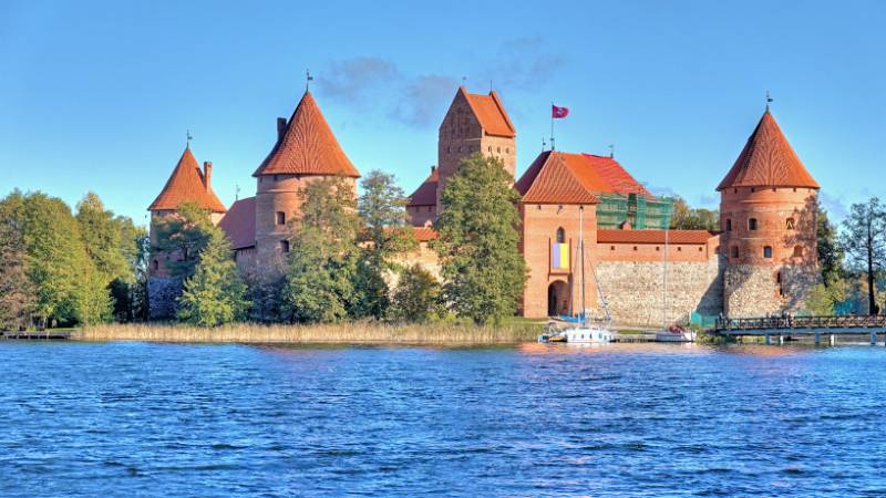 Trakų pilis iš arčiau