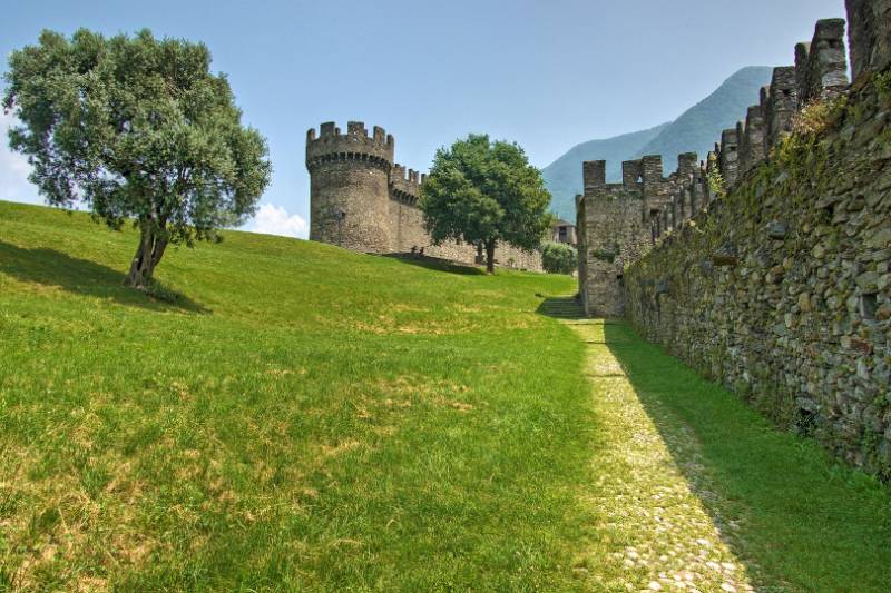 Die Mauer von Castello di Montebello