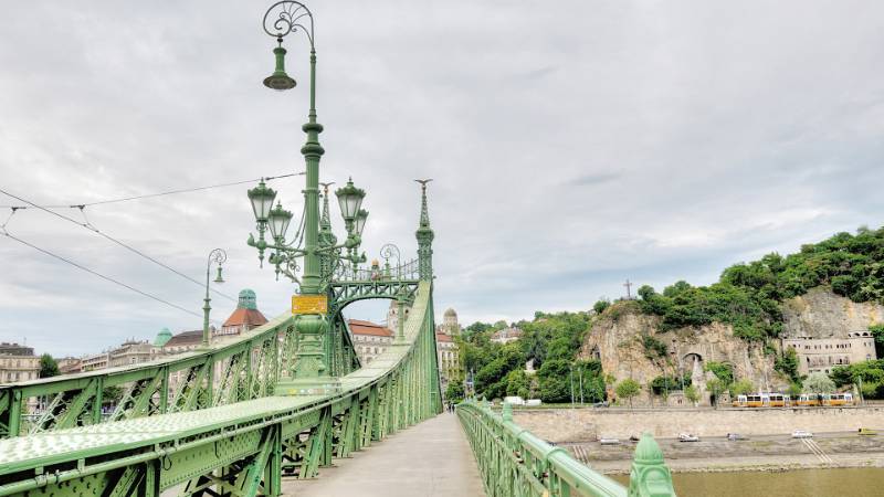 Auf den Liberty Bridge