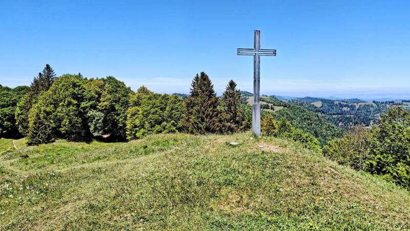 Das Gipfelkreuz von Chrüzegg